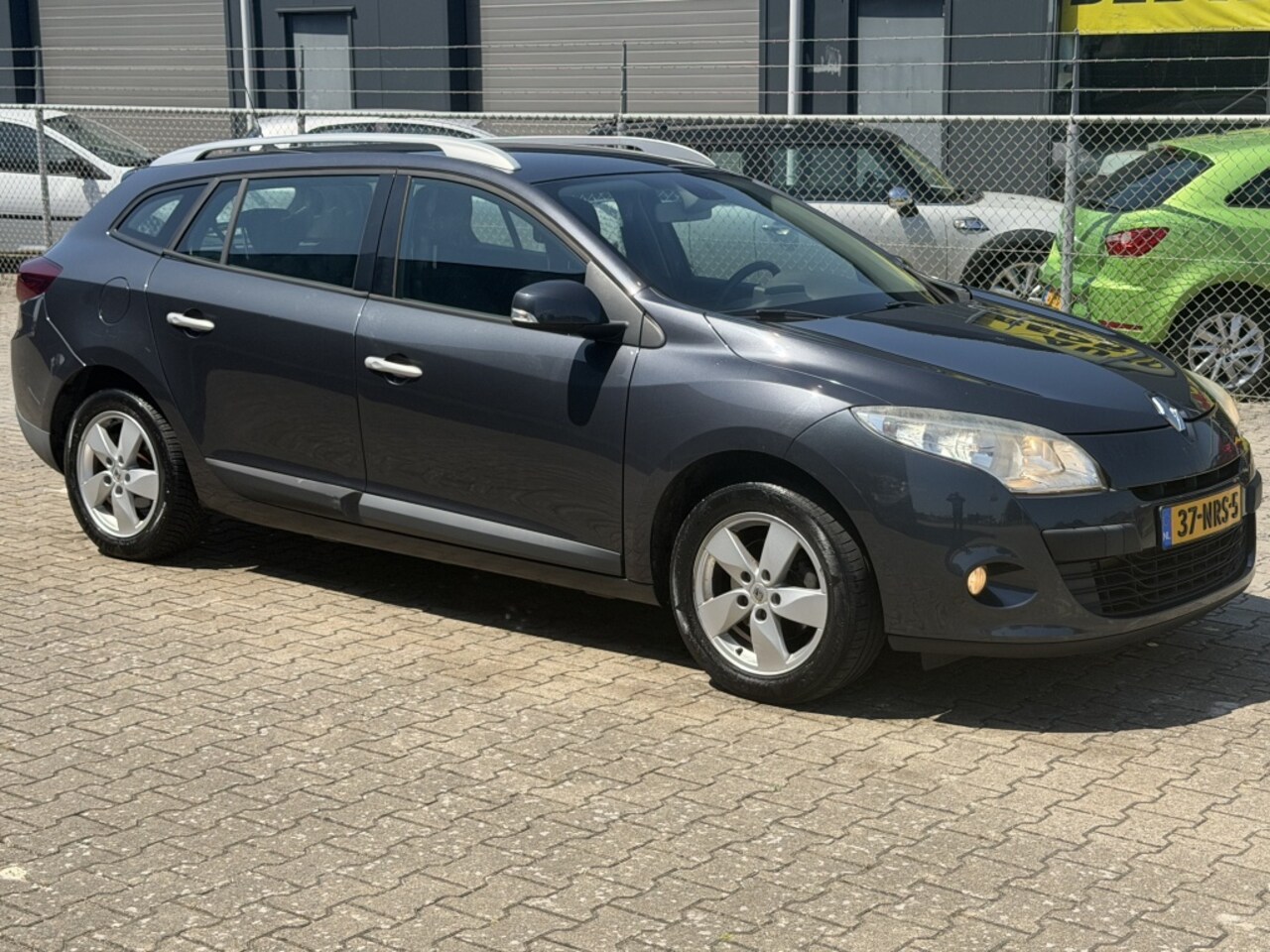Renault Mégane Estate - 1.6 Airco Navigatie Cruise Apk:7-2027 - AutoWereld.nl