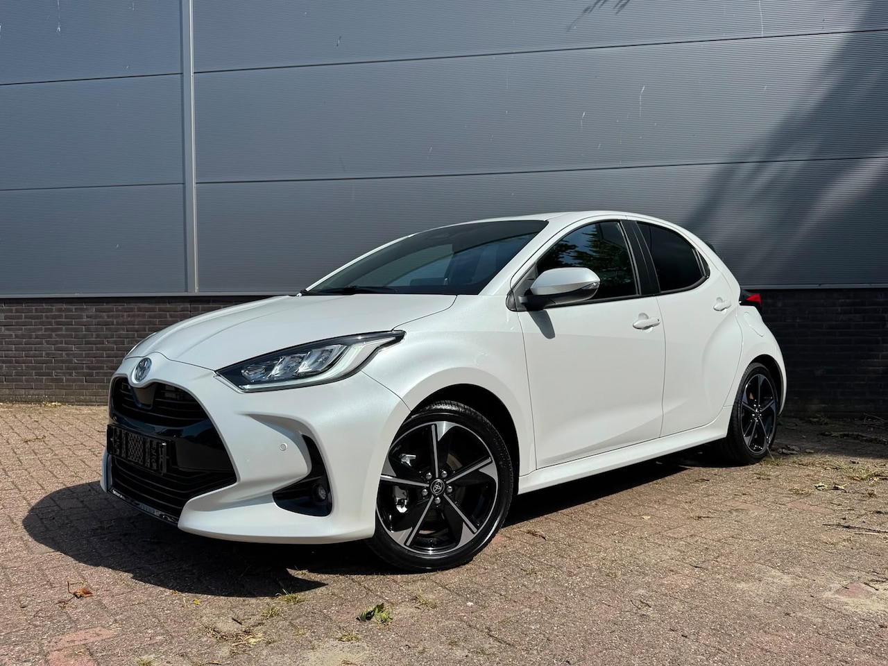 Toyota Yaris - 1.5 Hybrid 130 Executive - AutoWereld.nl