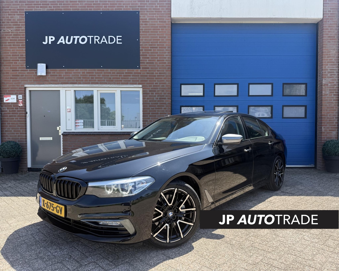 BMW 5-serie - 530i High Executive | Pano | 19" LMV | Leer | Cam - AutoWereld.nl