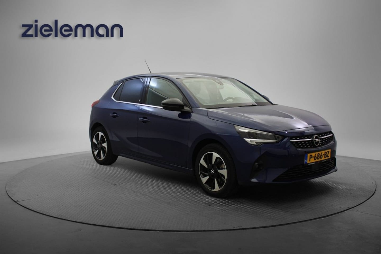 Opel Corsa - Elegance 50 kWh - Carplay, Camera, Clima, Cruise, Half Leer - AutoWereld.nl