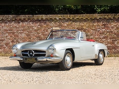 Mercedes-Benz SL-klasse Cabrio - 190 "Comprehensive bare metal restoration in 2018" A "Matching Numbers and Colours" exampl