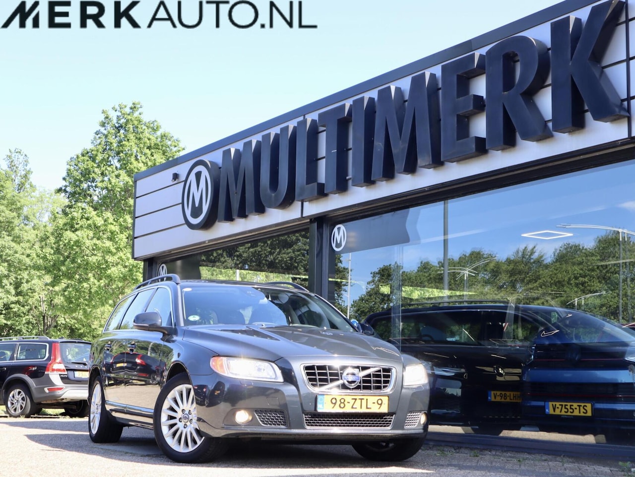 Volvo V70 - T4 Limited Edition Automaat, Leder,Stoelverwarming - AutoWereld.nl