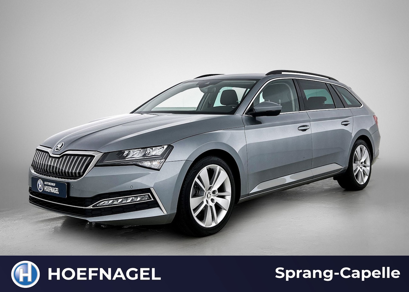Skoda Superb Combi - 1.4 TSI iV Business Edition | Camera | CarPlay | Stoelverwarming | Cruise Control - AutoWereld.nl