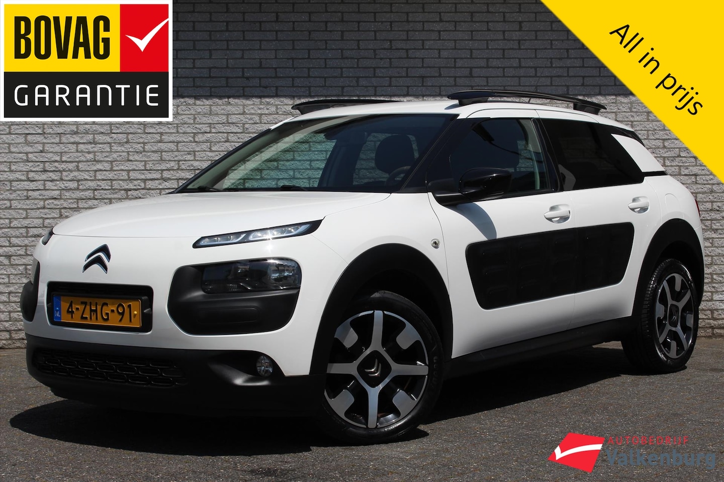 Citroën C4 Cactus - 1.2 e-VTi SHINE | Camera | Trekhaak | Bluetooth | Cruise | Climate | Navi | - AutoWereld.nl
