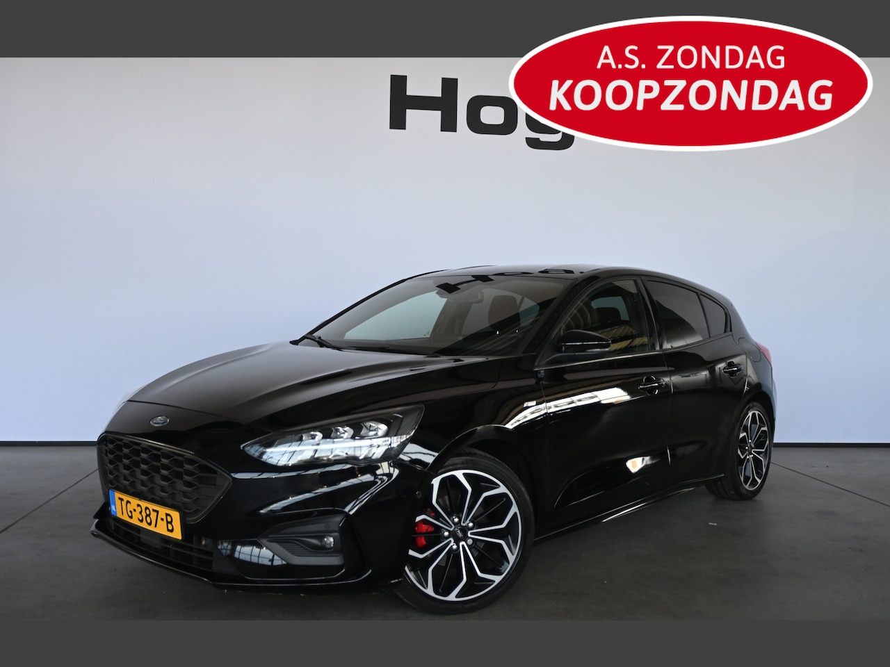 Ford Focus - 1.0 EcoBoost ST Line Business Clima CarPlay Camera Led Navigatie Cruise Trekhaak Goed onde - AutoWereld.nl