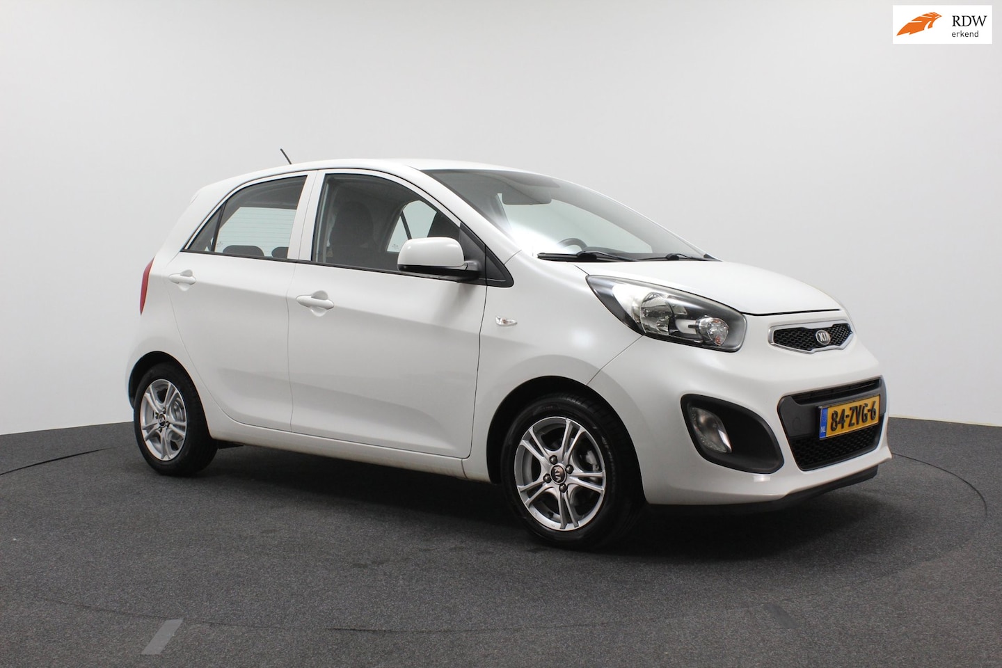 Kia Picanto - 1.0 CVVT ISG Comfort Pack | Airco | Sportvelgen | Elektrische ramen rondom - AutoWereld.nl
