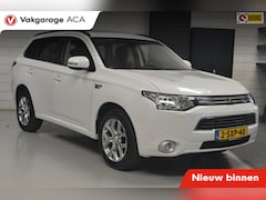 Mitsubishi Outlander - 2.0 PHEV instyle+ // SCHUIFDAK // CLIMA // CRUISE CONTROLE //