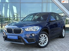 BMW X1 - SDrive18i Centennial High Executive Automaat / Trekhaak / Navigatie