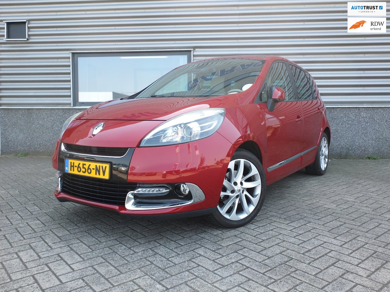Renault Scénic - 2.0 Automaat | Panoramadak | Cruise Control | Ruim | Luxe - AutoWereld.nl