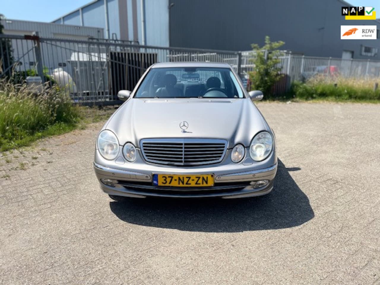 Mercedes-Benz E-klasse - 200 K. Avantgarde AUTOMAAT !!! - AutoWereld.nl