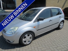 Ford Fiesta - 1.4-16V First Edition-AIRCO-KOPPELING SLIPT