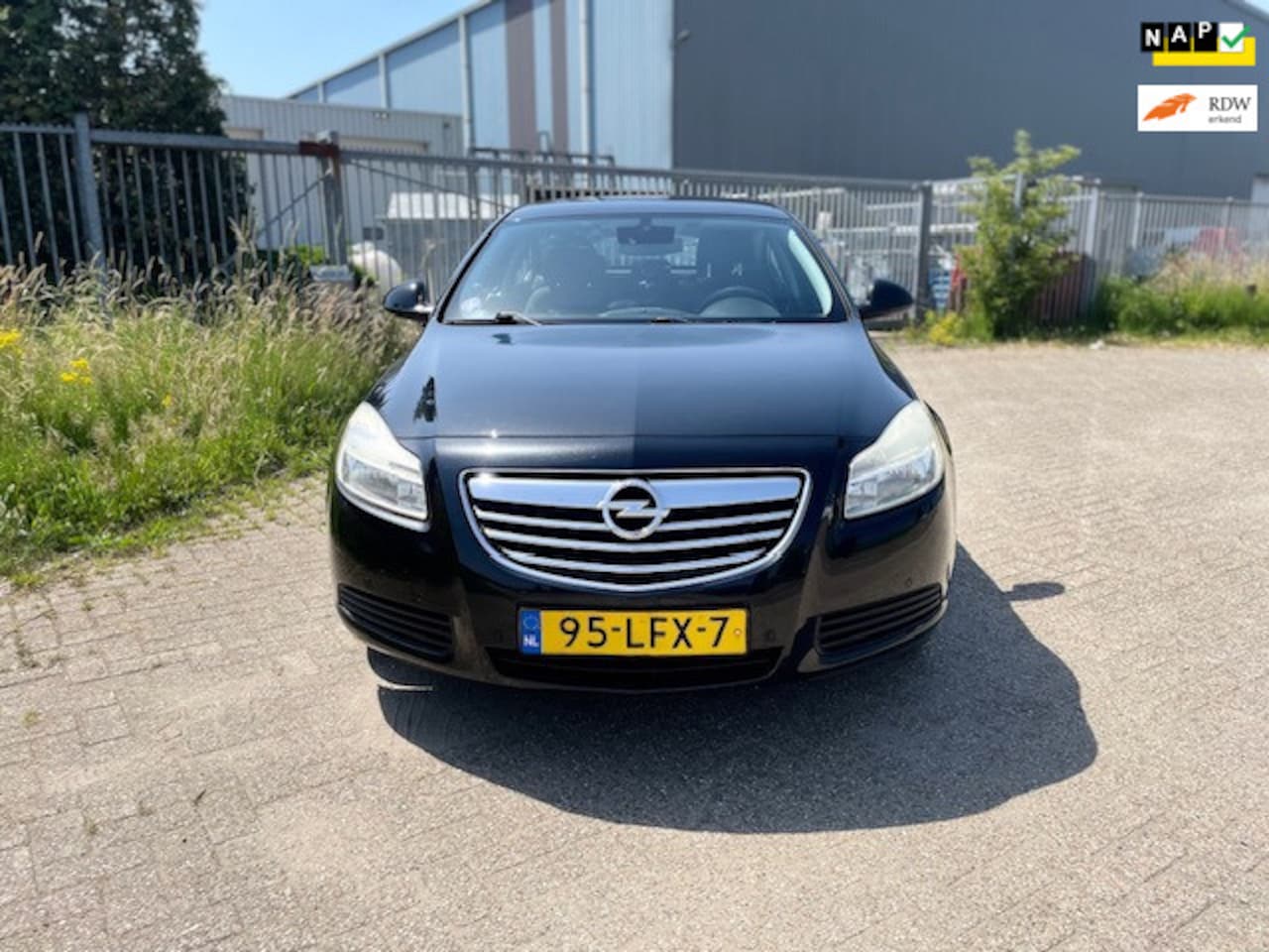 Opel Insignia - 1.6 T Edition 1.6 T Edition - AutoWereld.nl