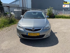 Opel Astra - 1.4 Turbo Cosmo