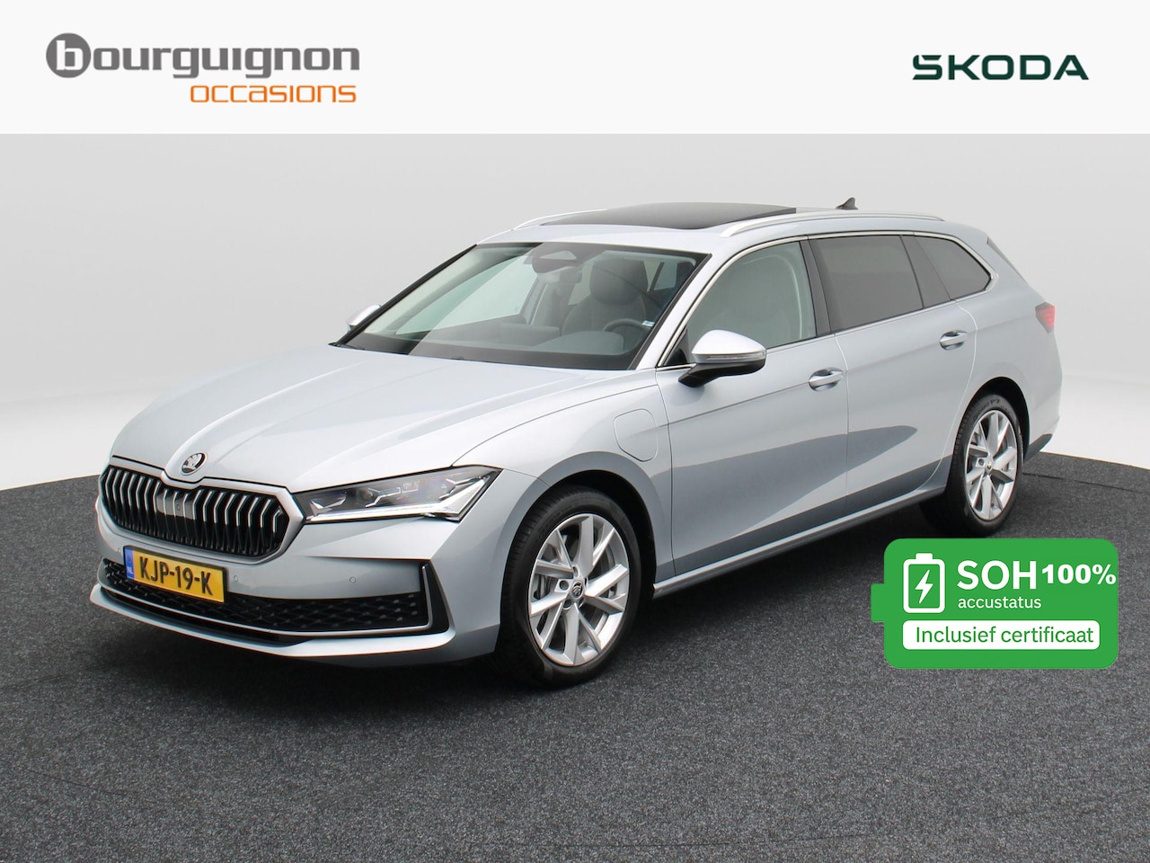 Skoda Superb Combi - 1.5 TSi 204 Pk Automaat PHEV Edition | Stoelverwarming | Adaptive Cruise | Panorama dak | - AutoWereld.nl