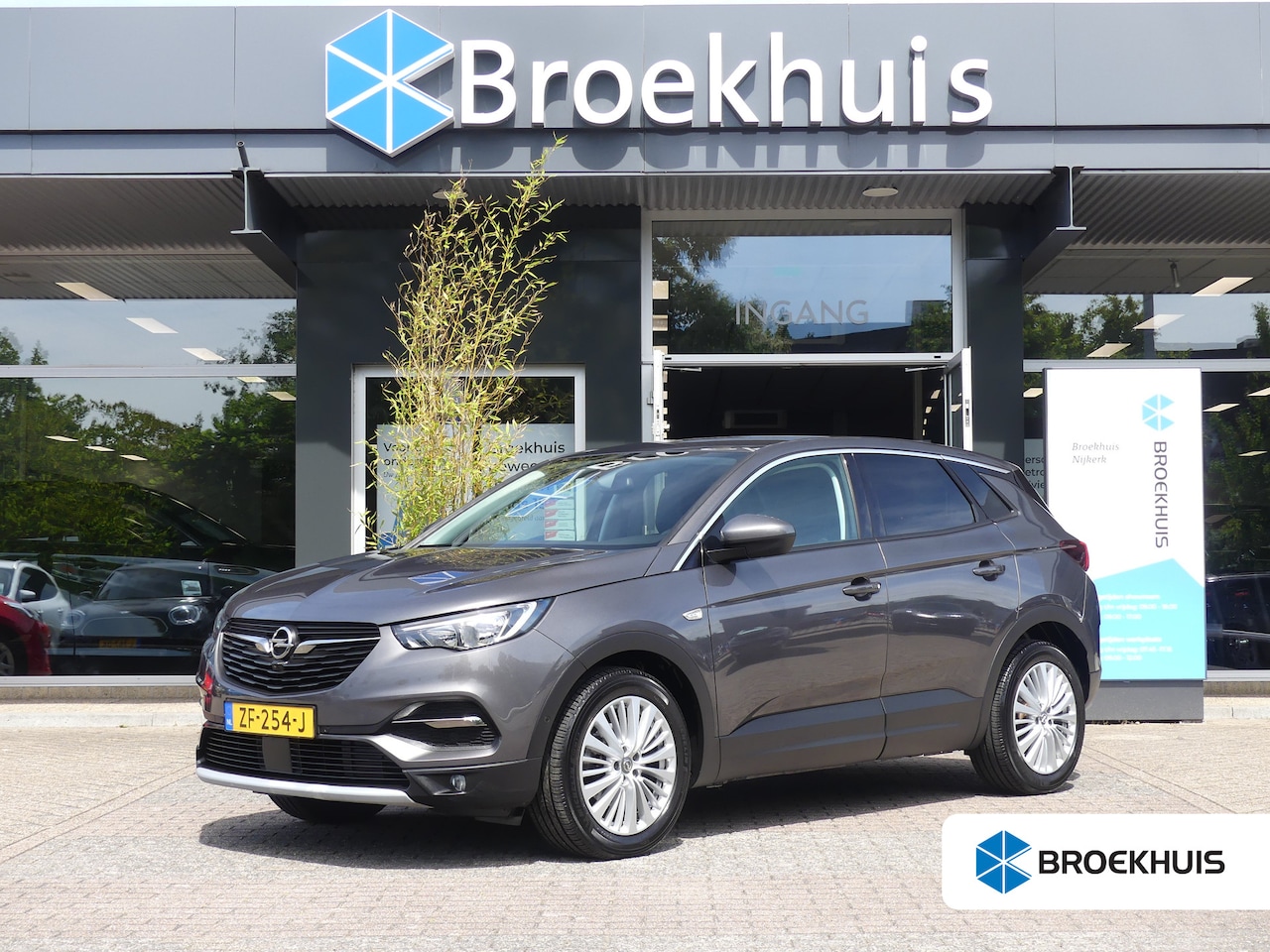 Opel Grandland X - 1.6 Turbo Innovation | TREKHAAK | CAMERA | 360 CAMERA | PARKEERSENSOREN V+A | DODEHOEKDETE - AutoWereld.nl