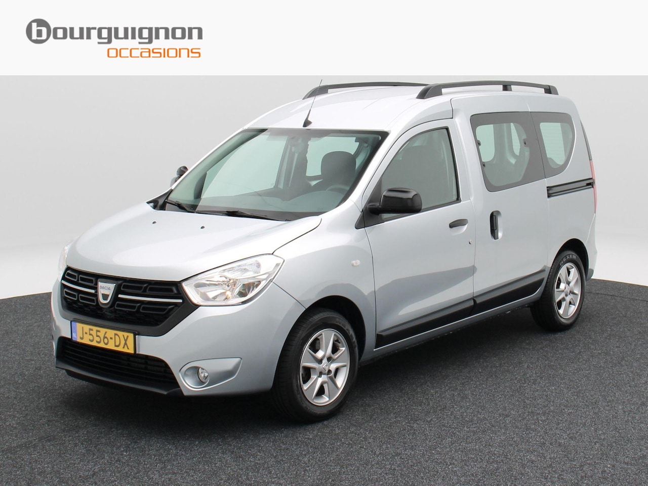 Dacia Dokker - 1.3 TCe 130 Pk Comfort | Airco | Cruise Control | Bluetooth | Parkeersensoren | 15 Inch | - AutoWereld.nl