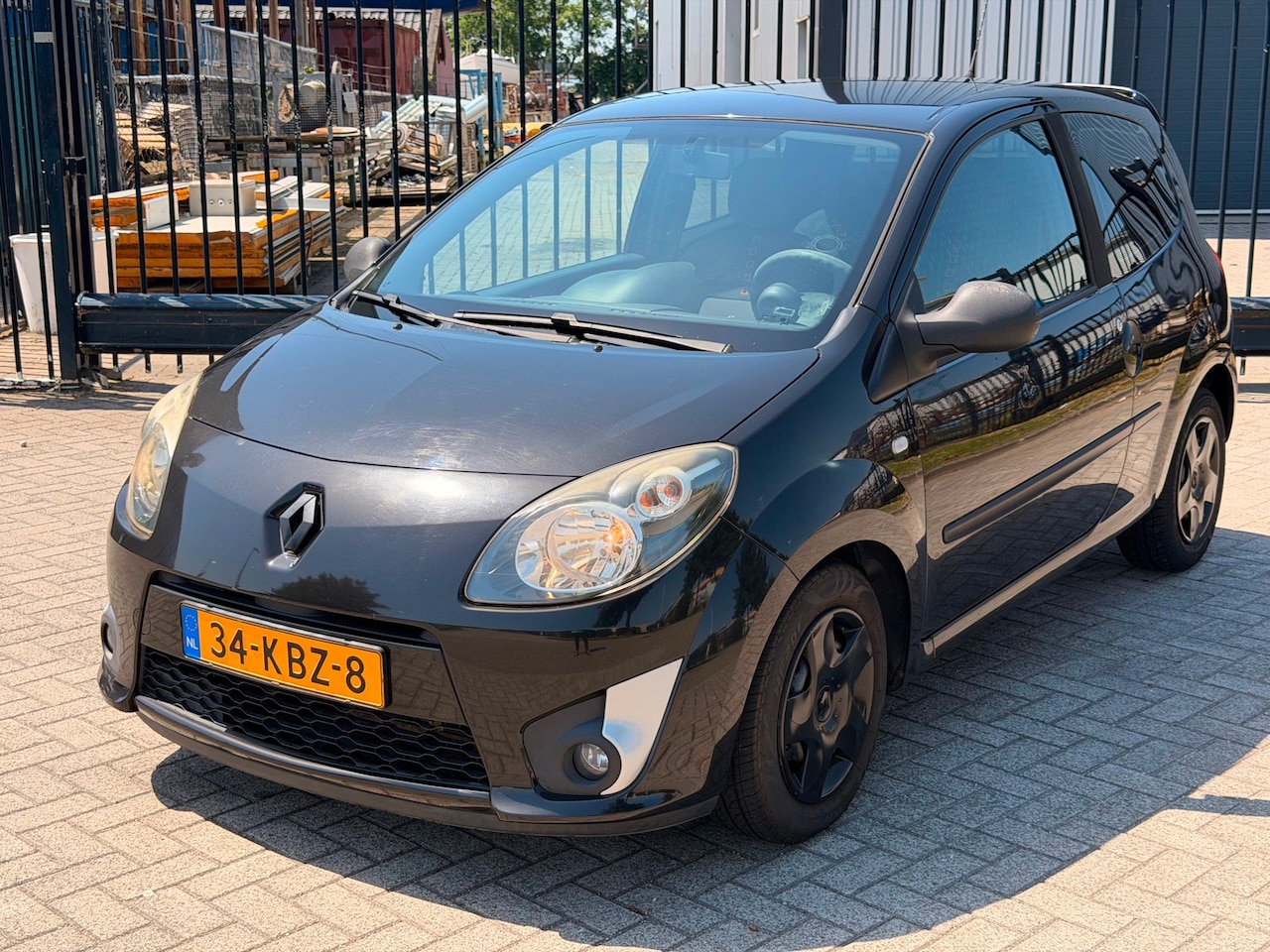 Renault Twingo - 1.2-16V Dynamique Automaat Airco Nap Crouse control - AutoWereld.nl