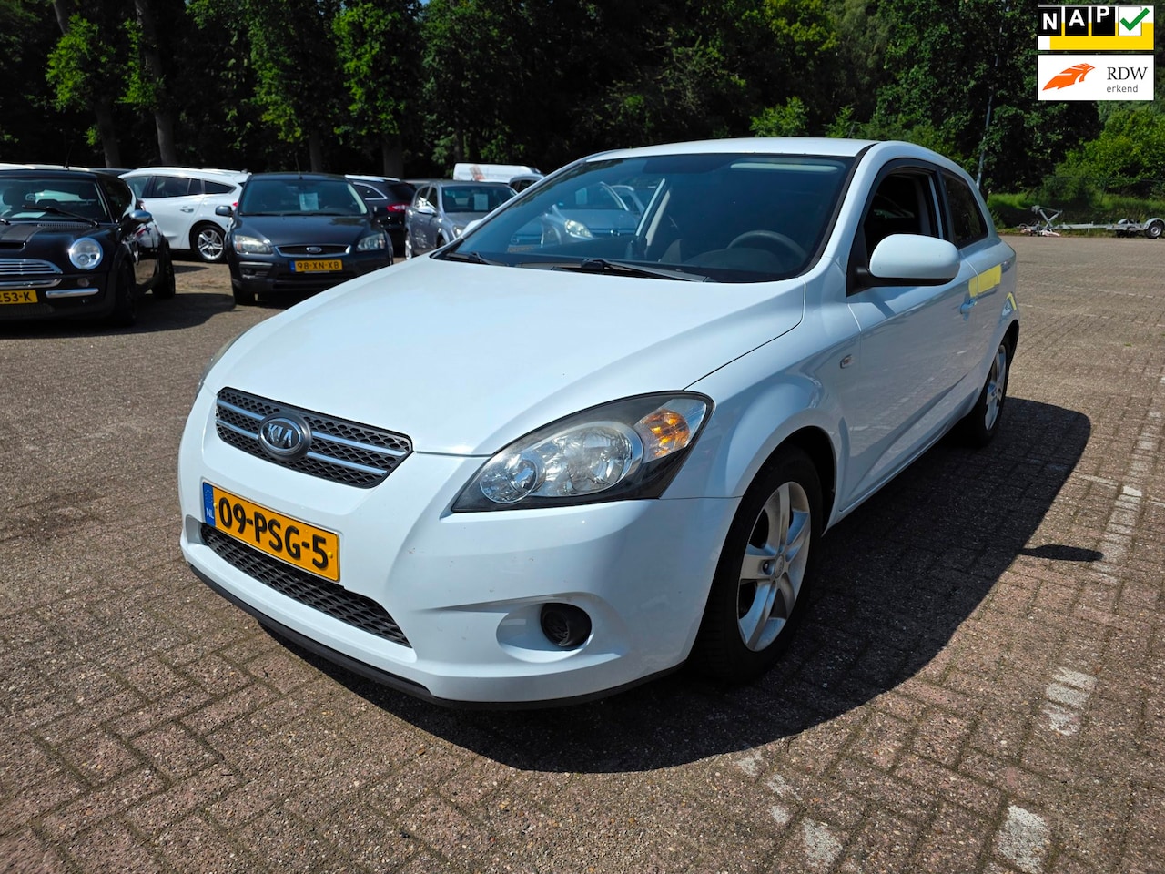 Kia Pro cee'd - 1.4 CVVT X-tra AIRCO - AutoWereld.nl