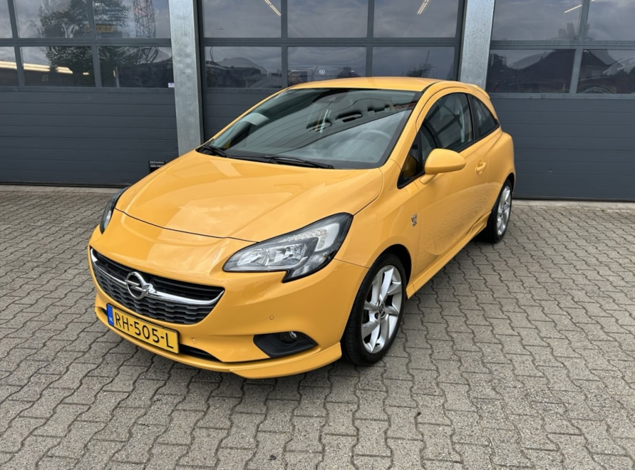 Opel Corsa - 1.0 Turbo S&S 90pk 3d Online Edition - AutoWereld.nl