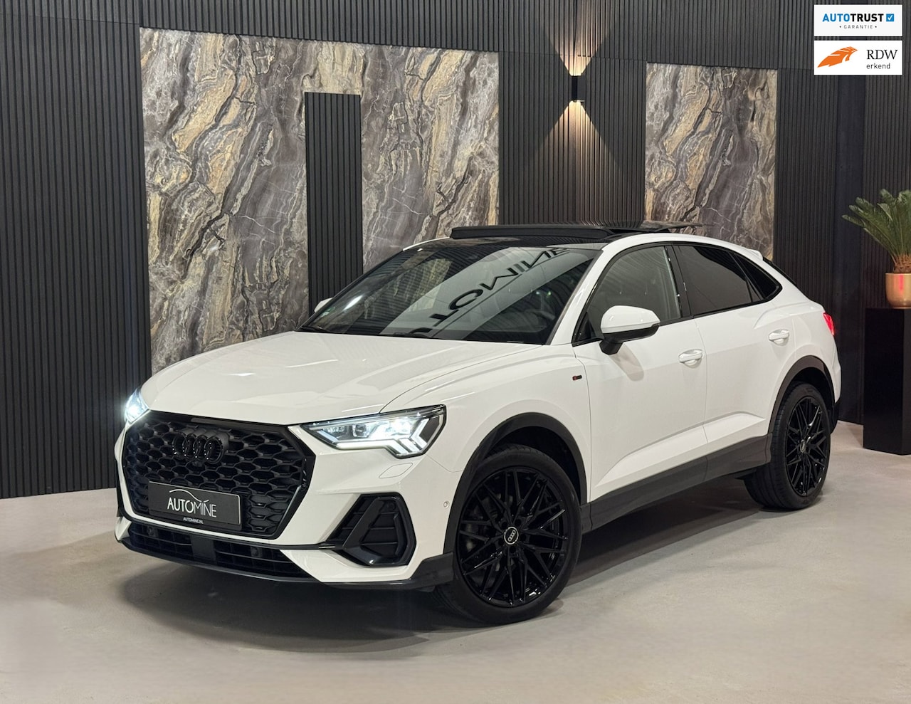 Audi Q3 Sportback - 35 TFSI 3x S-line|PANO|BLIND SPOT|SFEER|BOMVOL - AutoWereld.nl