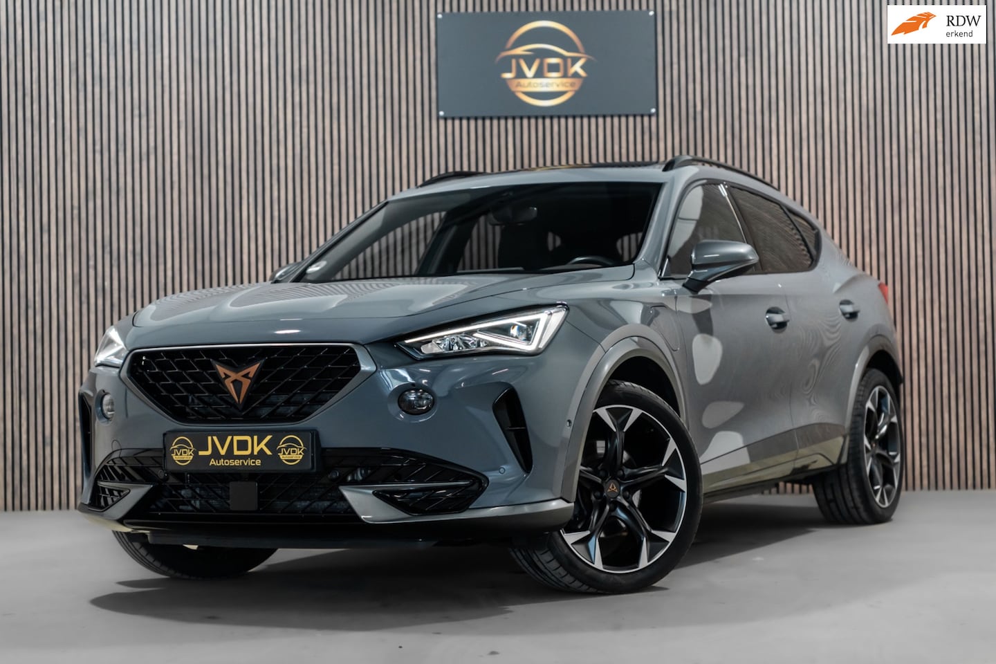 CUPRA Formentor - 1.4 e-Hybrid VZ Performance PANO LED Camera - AutoWereld.nl