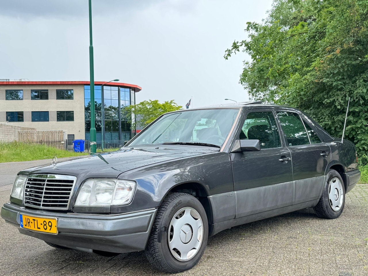 Mercedes-Benz E-klasse - 220 Elegance Autom./NAP/DAK - AutoWereld.nl