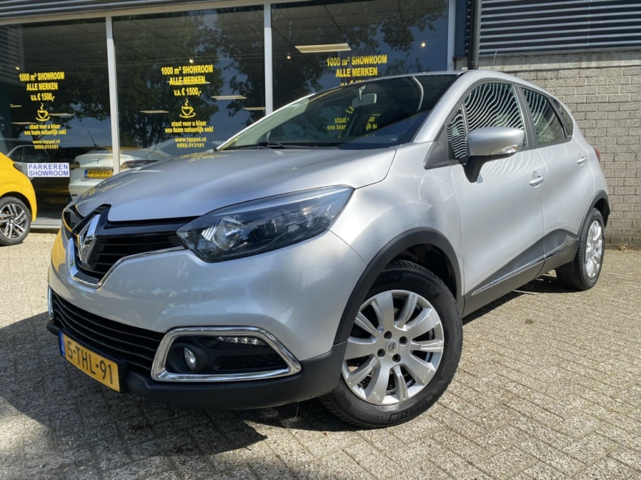 Renault Captur - 1.2 TCe Expression Trekhaak/Nav - AutoWereld.nl