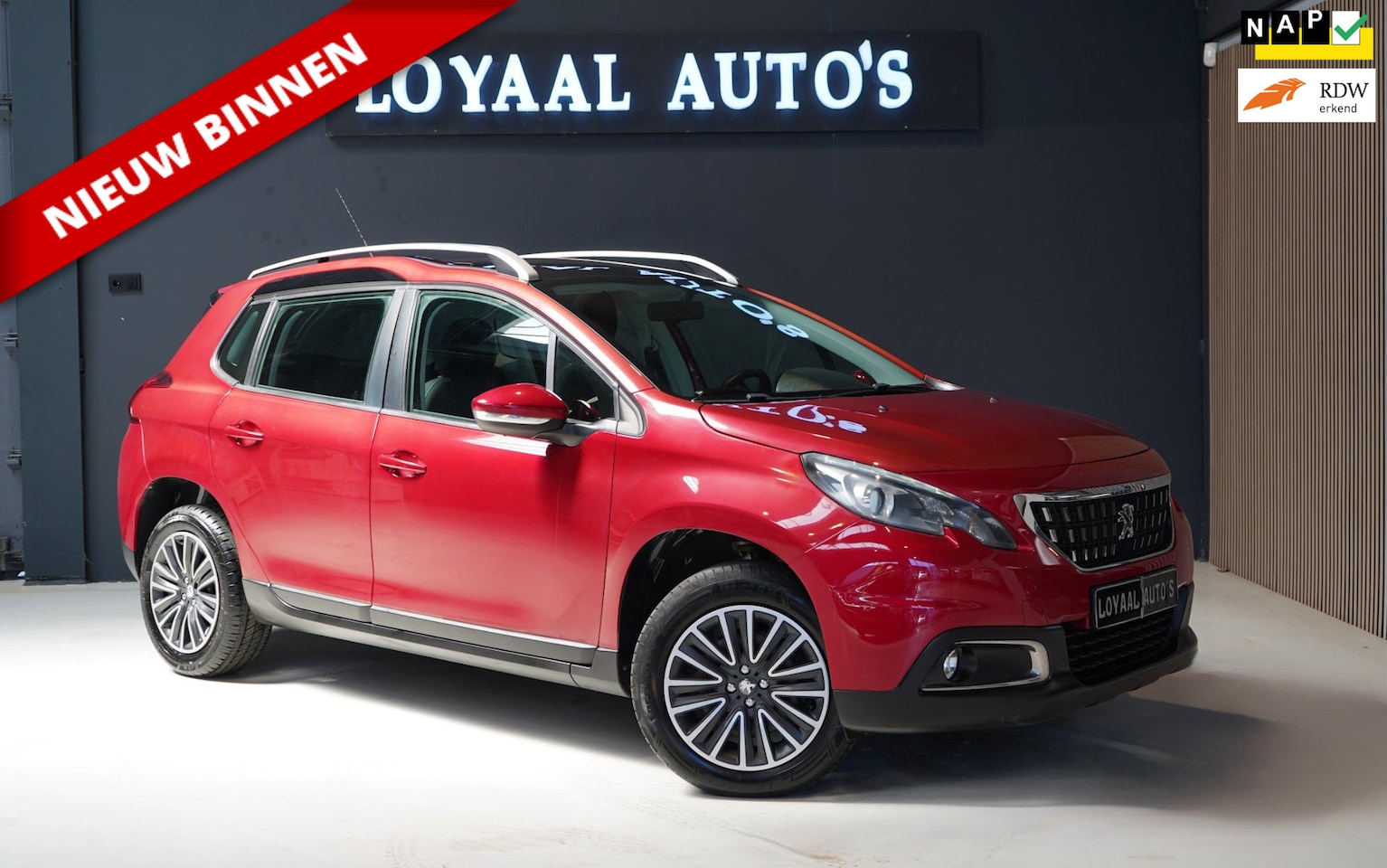 Peugeot 2008 - 1.2 PureTech Blue Lion | NAVI | AIRCO | CRUISE | PDC | TREKHAAK | GLAZENDAK | NAP | APK. - AutoWereld.nl