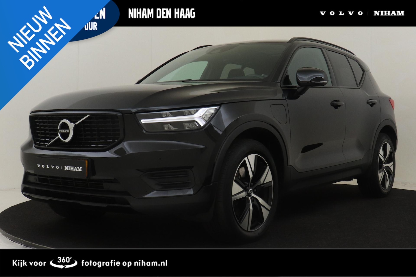 Volvo XC40 - T5 RECHARGE R-DESIGN -PANO.DAK|CAMERA|CLIMATE|PRIVACY.GLAS|INDUC.LADEN|TREKHAAK - AutoWereld.nl