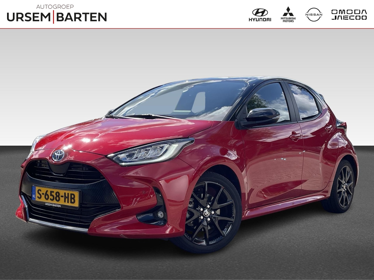 Toyota Yaris - 1.5 Hybrid Executive Auto is reeds binnen. - AutoWereld.nl