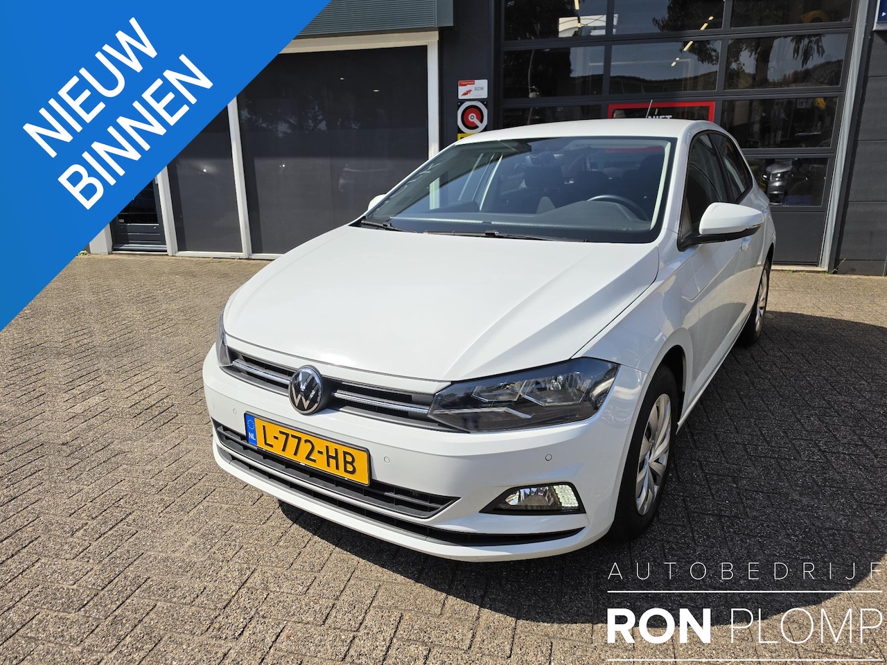 Volkswagen Polo - 1.0 TSI Comfortline Business Automaat / Airco clima/ Navigatie/ Cruise/ Apple carplay/ Cam - AutoWereld.nl