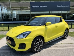 Suzuki Swift - 1.4 Sport 140PK / Camera / Stoelverw. / Navigatie / Climate /