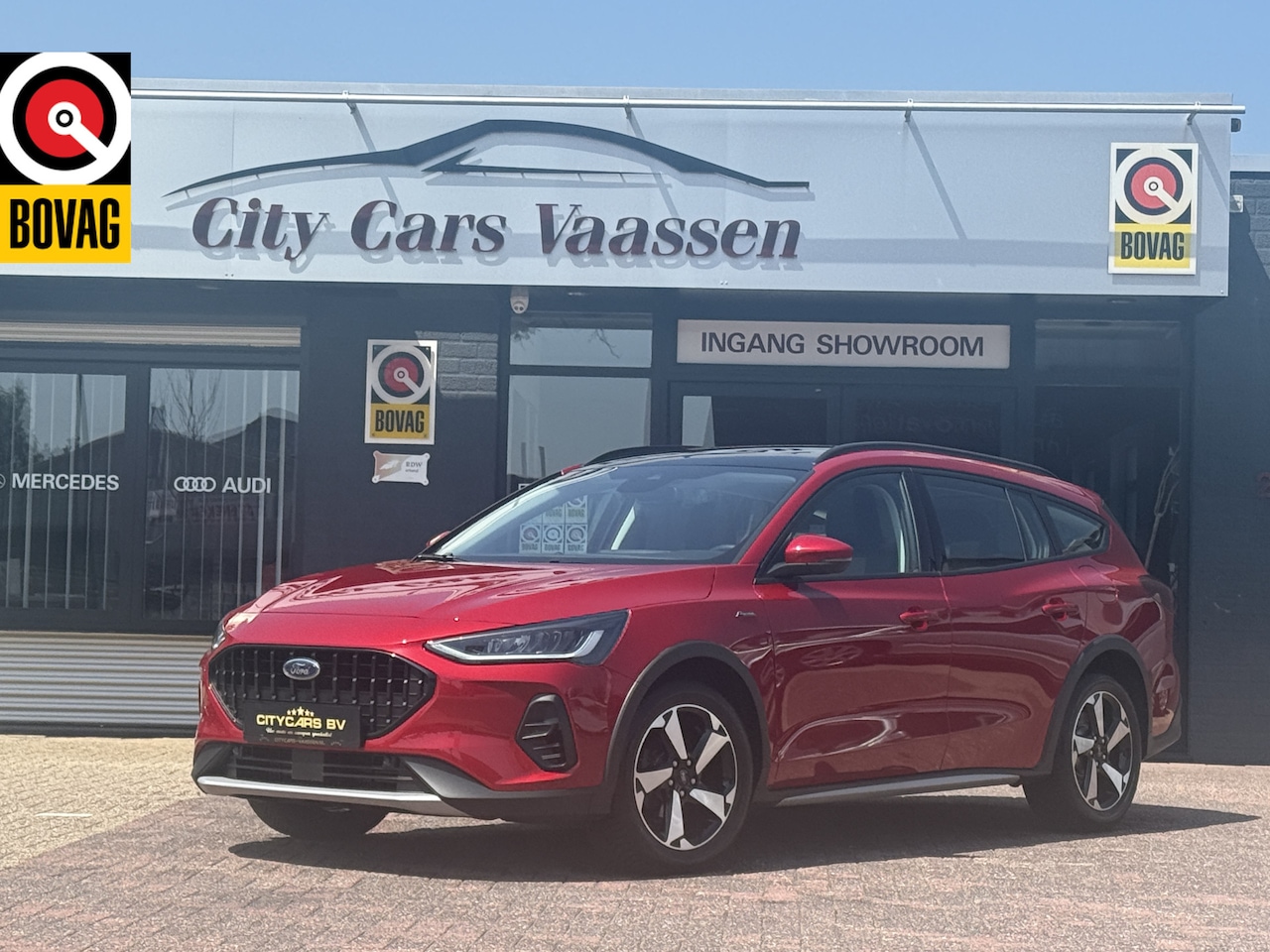 Ford Focus Wagon - 1.0 EcoBoost mild Hybrid Active X automaat nieuwstaat slechts 14 dkm !!! pano apple carpla - AutoWereld.nl
