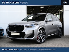 BMW X1 - xDrive25e M Sport Automaat / Panoramadak / Trekhaak / Sportstoelen / M Adaptief onderstel
