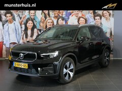 Volvo XC40 - 2.0 B3 Core - Elektr. Wegklapbare trekhaak - Dodehoek - 18"LMV - Stoel en Stuurverw
