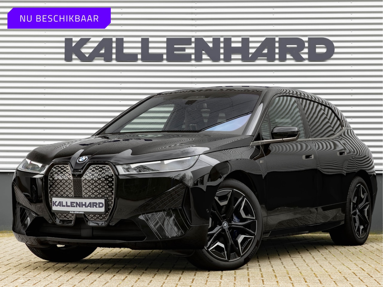 BMW iX - M60 - Pano - Bowers & Wilkins - Active Steering - Luchtvering - 112kWh - AutoWereld.nl