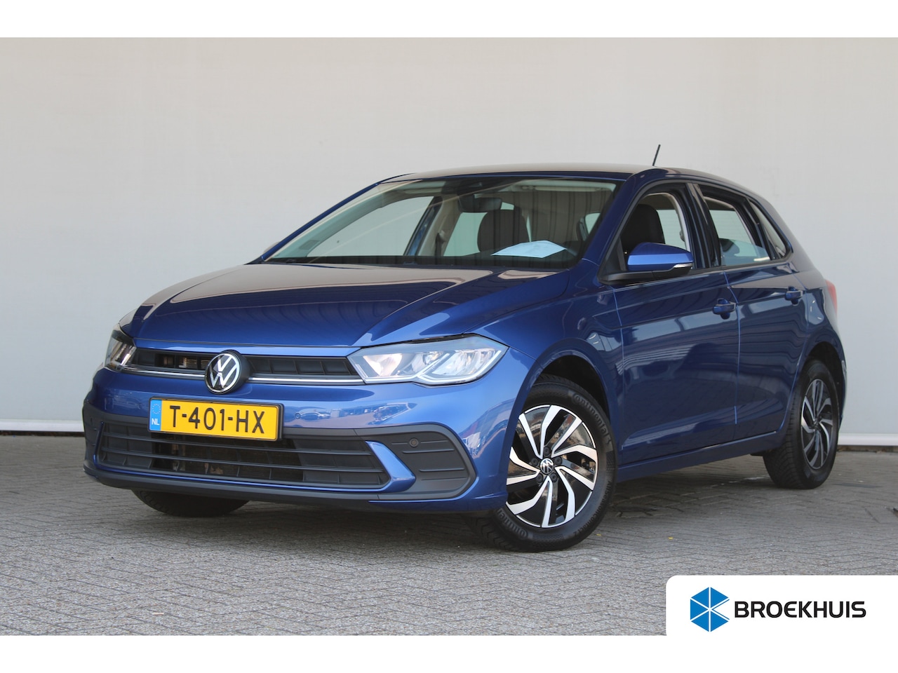 Volkswagen Polo - 1.0 TSI Life | Automaat | Adaptieve cruise control | Navigatie | Apple carplay & Android a - AutoWereld.nl