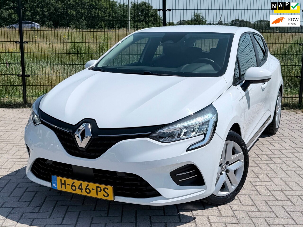 Renault Clio - 1.0 TCe Zen Led | Apple Carplay | Cruise control | 1ste Eigenaar| Dealer onderhouden | - AutoWereld.nl