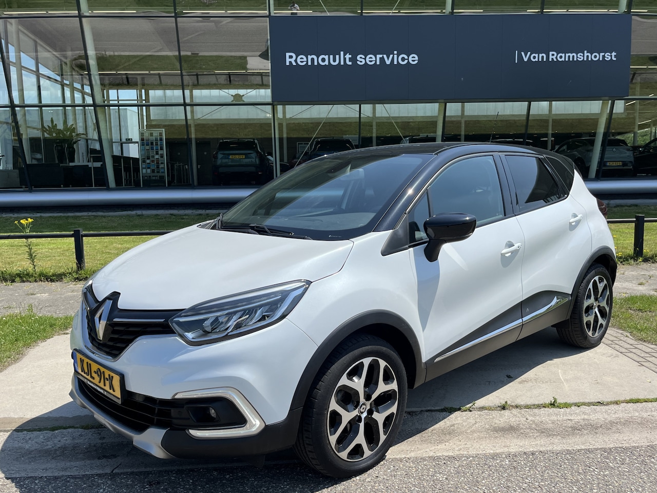 Renault Captur - 1.2 TCe Edition One 120PK / Automaat / Camera / Parkeerhulp V+A / Climate / Cruise Control - AutoWereld.nl