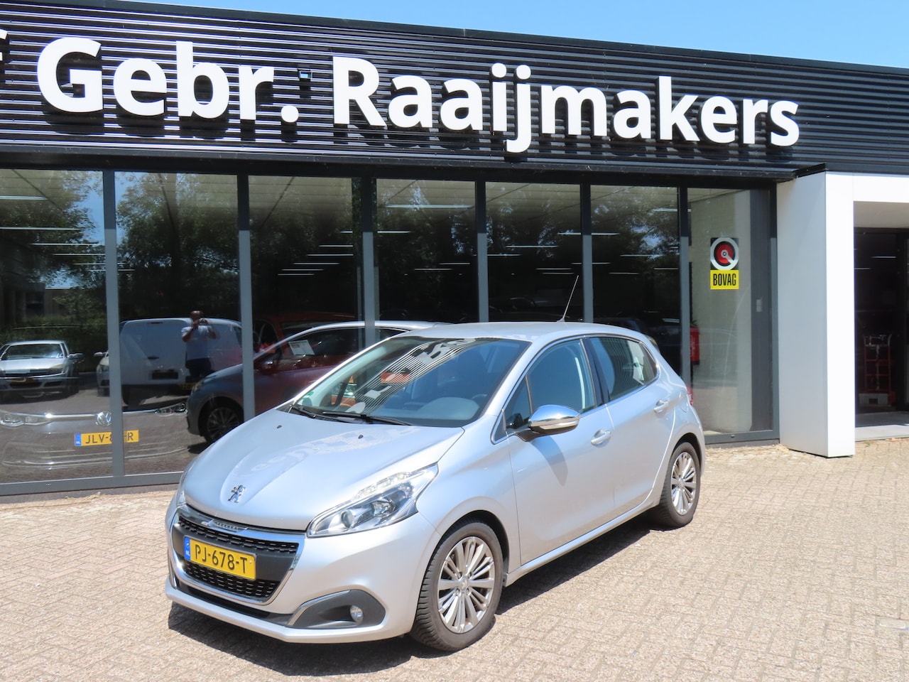 Peugeot 208 - 1.6HDi Executive*Navi*ECC*EXPORT/EX.BPM* - AutoWereld.nl