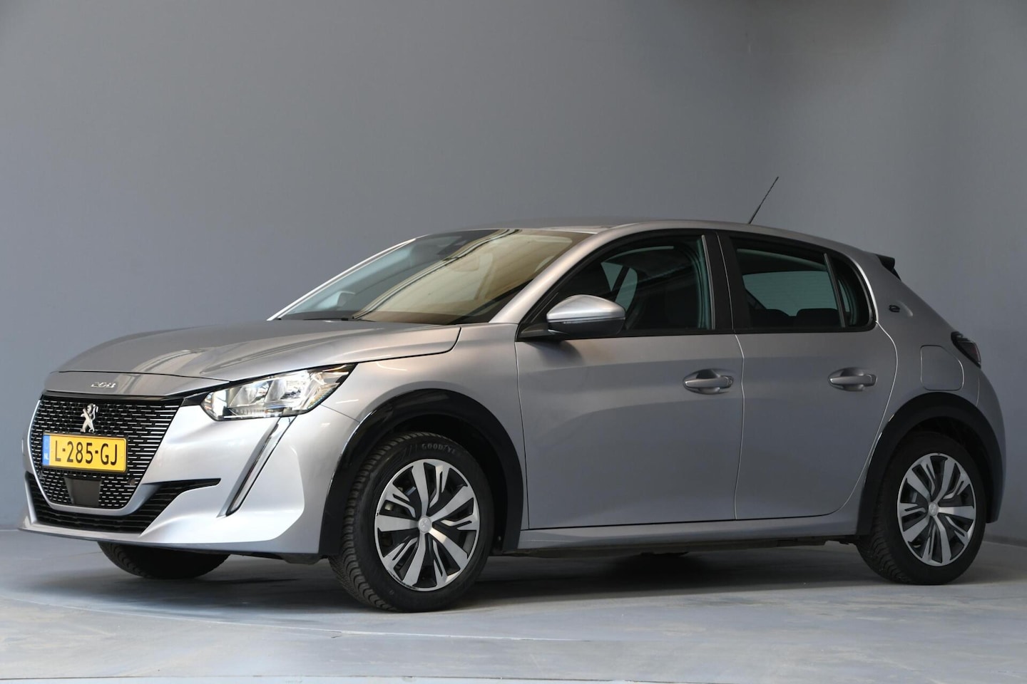 Peugeot e-208 - EV Active Pack 50 kWh | SOH 91,56% - AutoWereld.nl