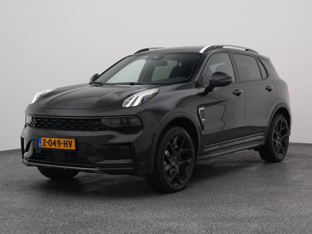 Lynk & Co 01 - 1.5 Plug-in Hybrid | 360° | BLACK | ZWARTE HEMEL | STUURVERWARMING | NLD AUTO - AutoWereld.nl
