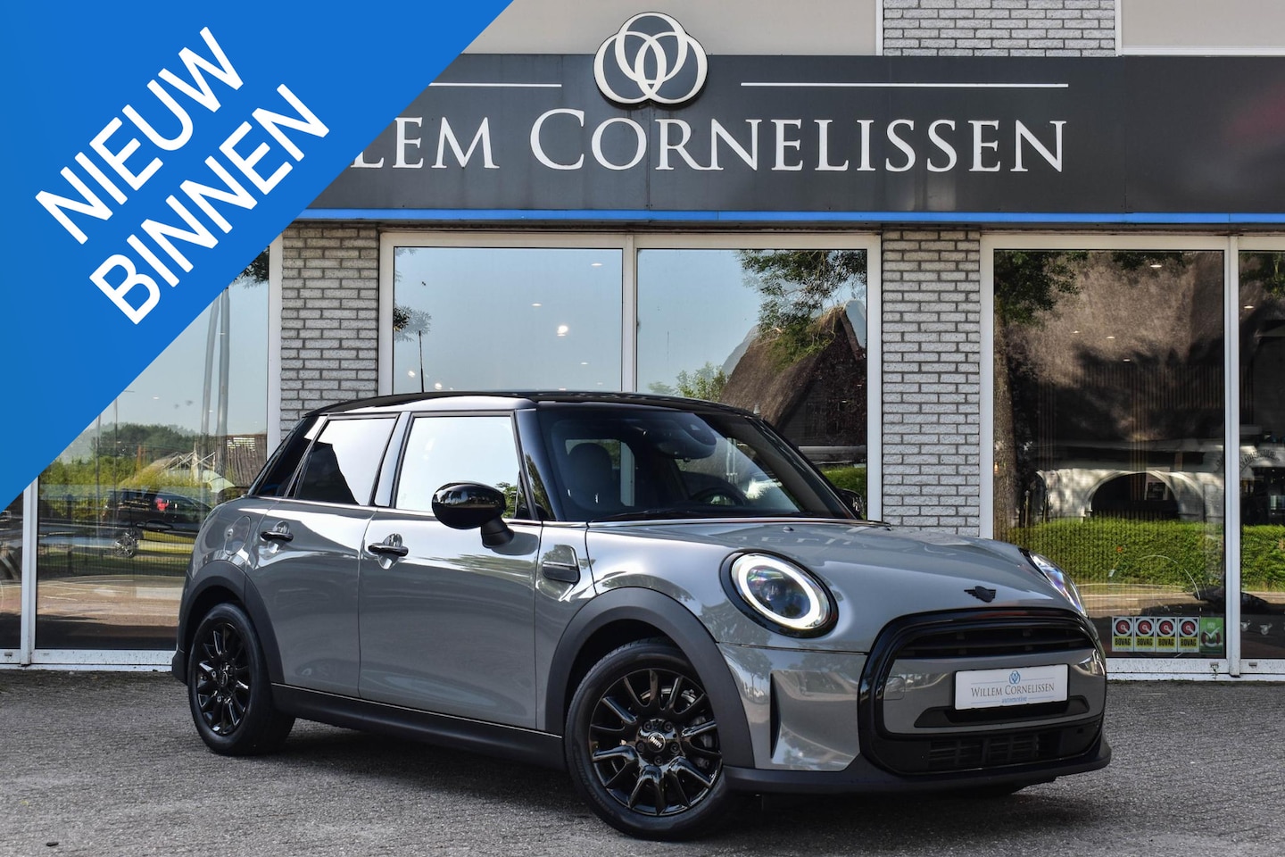 MINI 5-Deurs - 1.5 Cooper Camden Edition - AutoWereld.nl