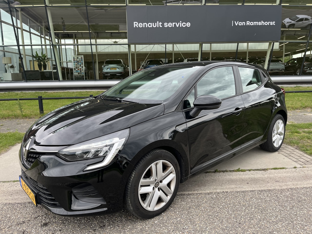 Renault Clio - 1.0 TCe / Apple Carplay - Android Auto / Airco / Elek. Ramen V / Cruise / - AutoWereld.nl