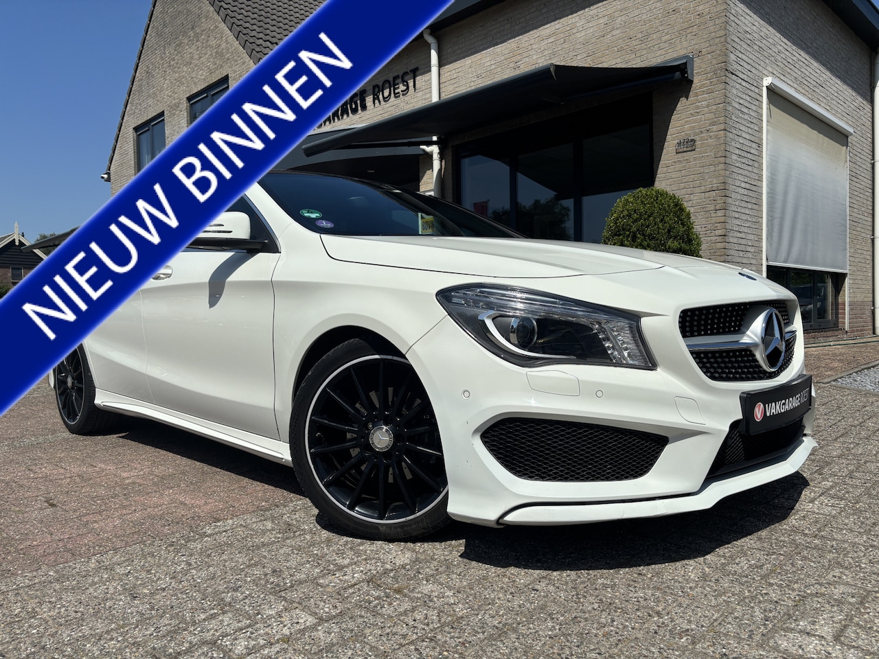 Mercedes-Benz CLA-klasse Shooting Brake - 180 Automaat (AMG Line) - AutoWereld.nl