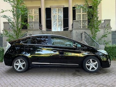 Toyota Prius - 1.8 Aspiration Automaat Head-Up Display Climate Cruise Ctr Pdc Trekhaak