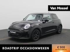 MINI 3-Deurs - 1.5 Cooper Essential | Navigatie | Black pakket | Parkeer sensoren | Airco | Virtual cockp
