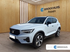 Volvo XC40 - 2.0 B4 Plus Dark | BLIS | Verwarmde Voorstoelen | Camera | Keyless start / entry | Harman