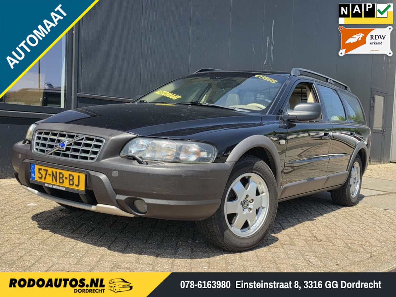 Volvo XC70 - 2.5 T Geartronic Comf. Line AWD Schuif/Leer ✅ - AutoWereld.nl