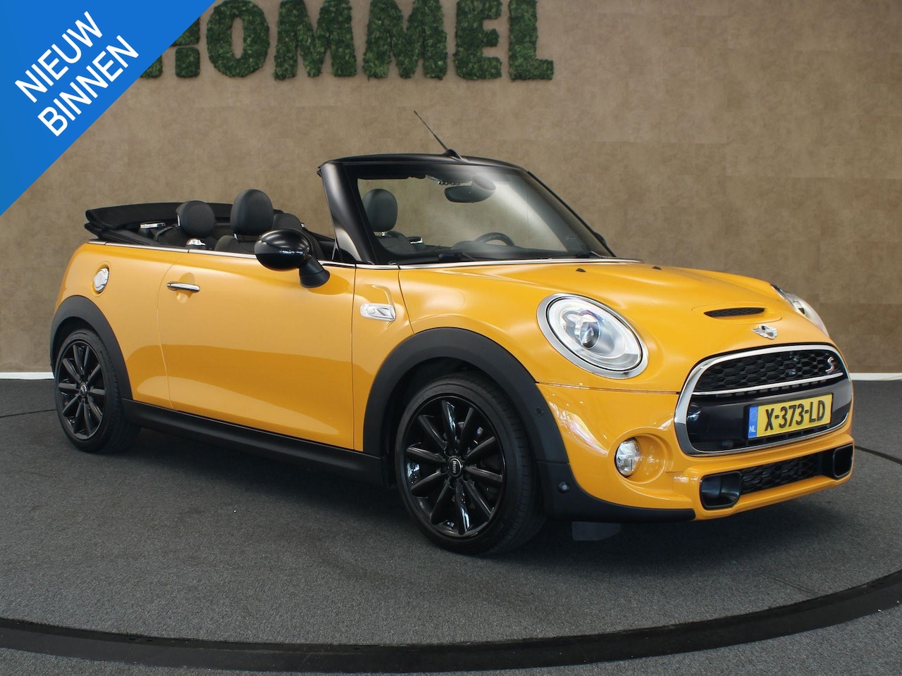 MINI Cabrio - 2.0 Cooper S Chili CABRIO - LEDEREN BEKLEDING - CLIMATE CONTROL - PARKEERSENSOREN VOOR/ AC - AutoWereld.nl